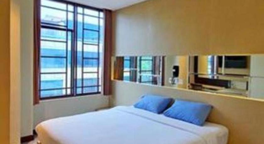 Mp Kelapa Gading Hotel